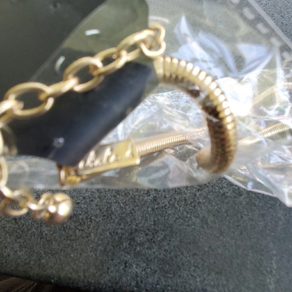 Necklace - Picture 5 of 5